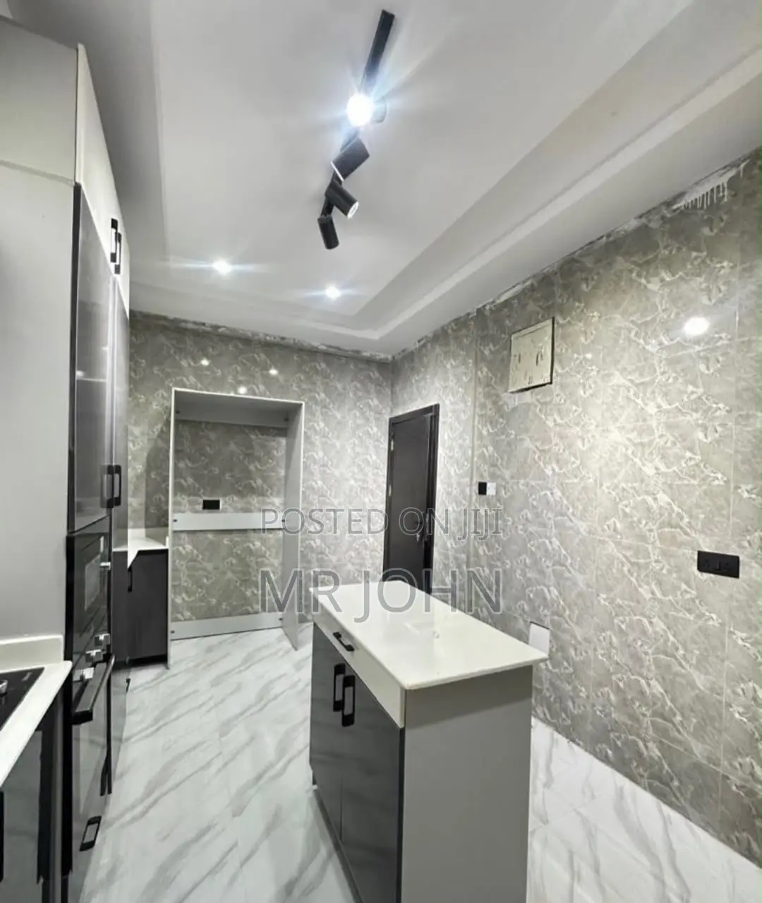 3bdrm Apartment in Ikate Owo Pr, Lekki for rent in Lekki