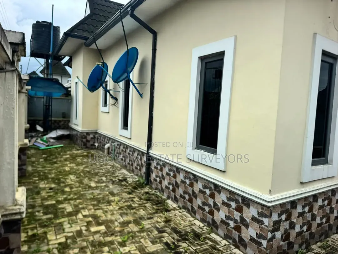 5bdrm Bungalow in New Haven Estate, Port-Harcourt for sale in Port-Harcourt