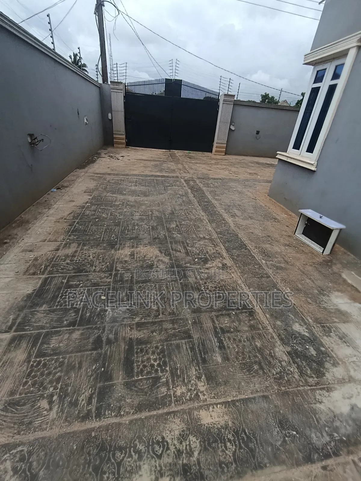 2bdrm Apartment in Ayobo for rent in Ayobo