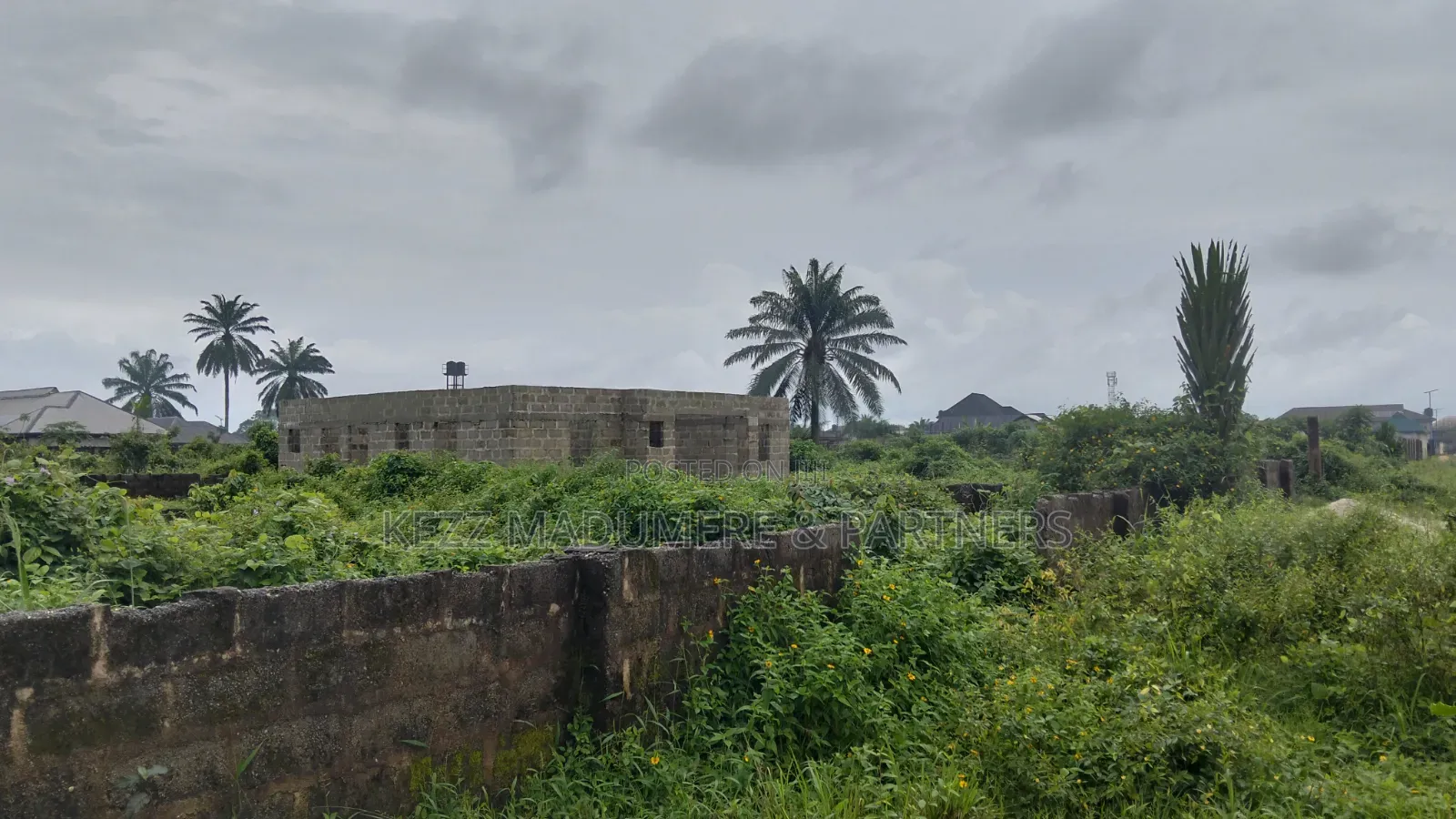 For Sale : 1 Plot at Ivory Height Estate , Eliozu Eneka Rd, Ph in Eneka