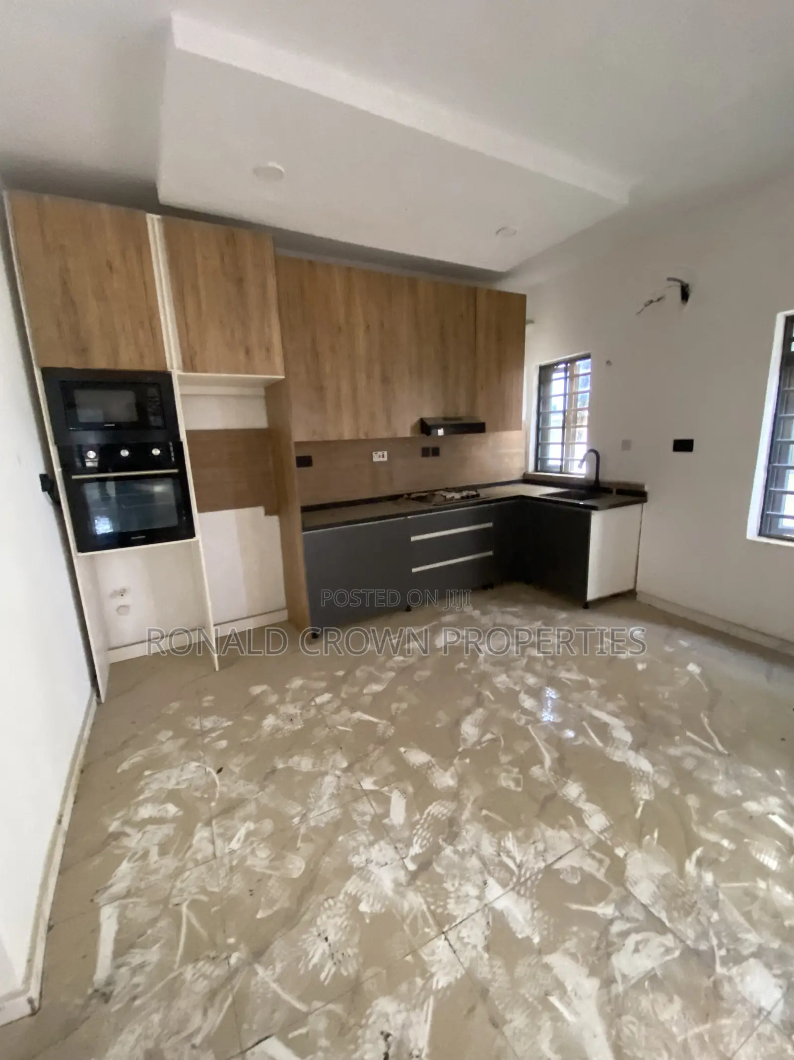 Furnished 3bdrm Apartment in Ogba GRA for sale in Ogba GRA