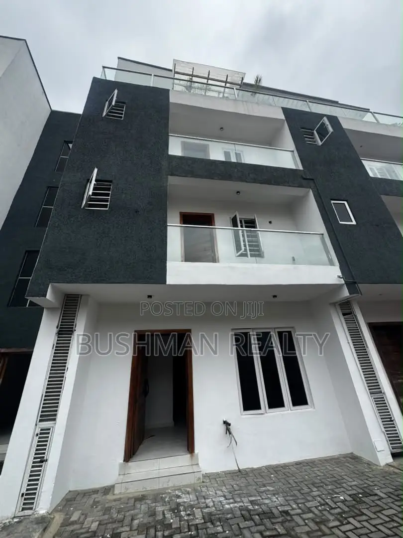 4bdrm Duplex in Lekki Phase 1 for rent in Lekki Phase 1