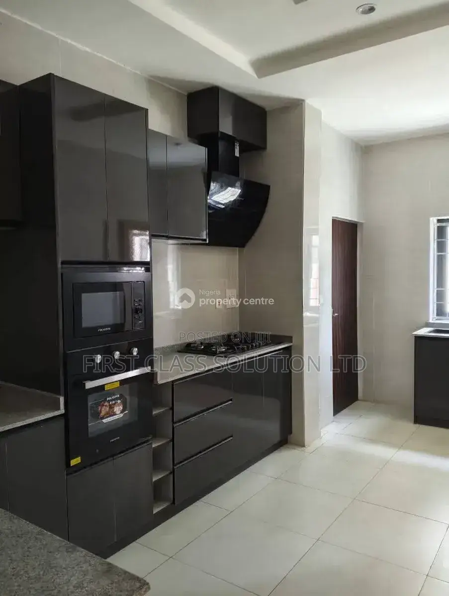 Furnished 4bdrm Duplex in Asokoro for sale in Asokoro
