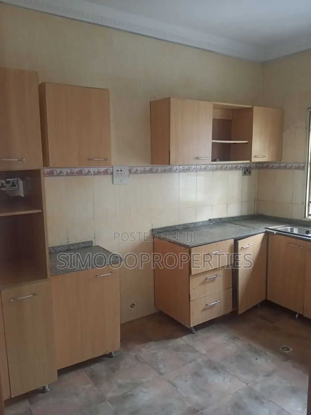 3bdrm Block of Flats in Mobile Road, Off Lekki-Epe Expressway for rent in Off Lekki-Epe Expressway