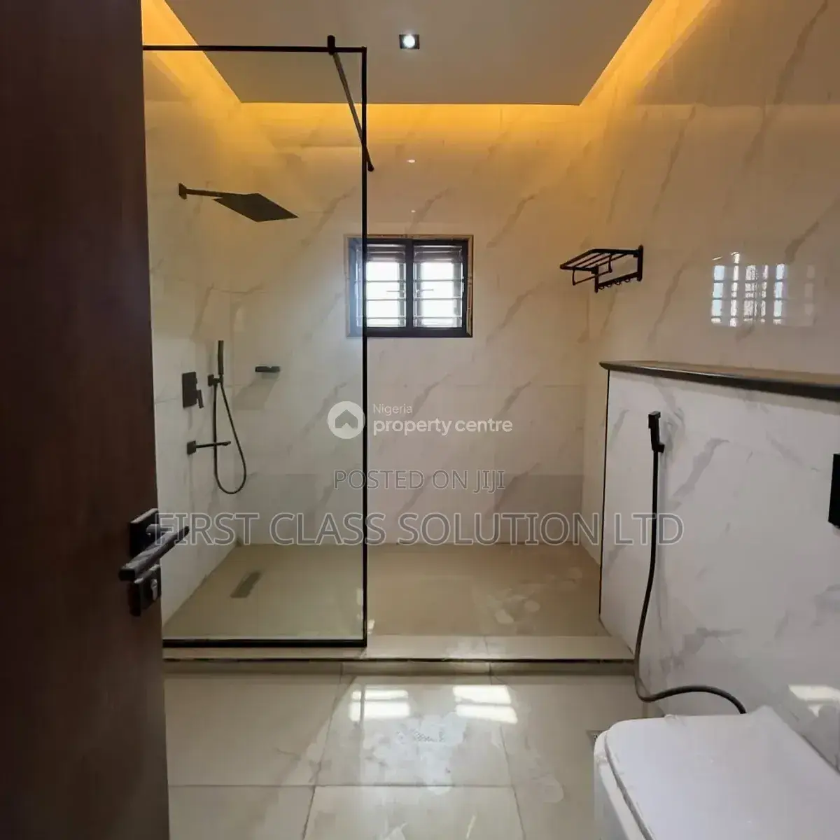 Furnished 4bdrm Duplex in Kaura for sale in Kaura