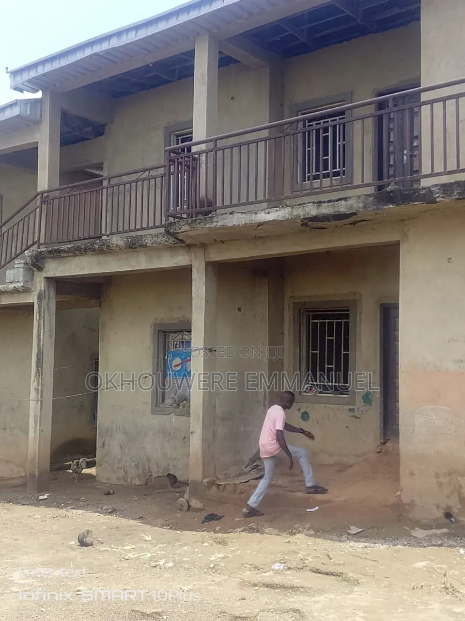 16bdrm Apartment in Kuje, Zaria for sale in Zaria