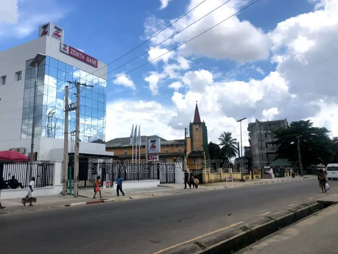 Strategic Five Floor Property for Lease in Uyo in Uyo