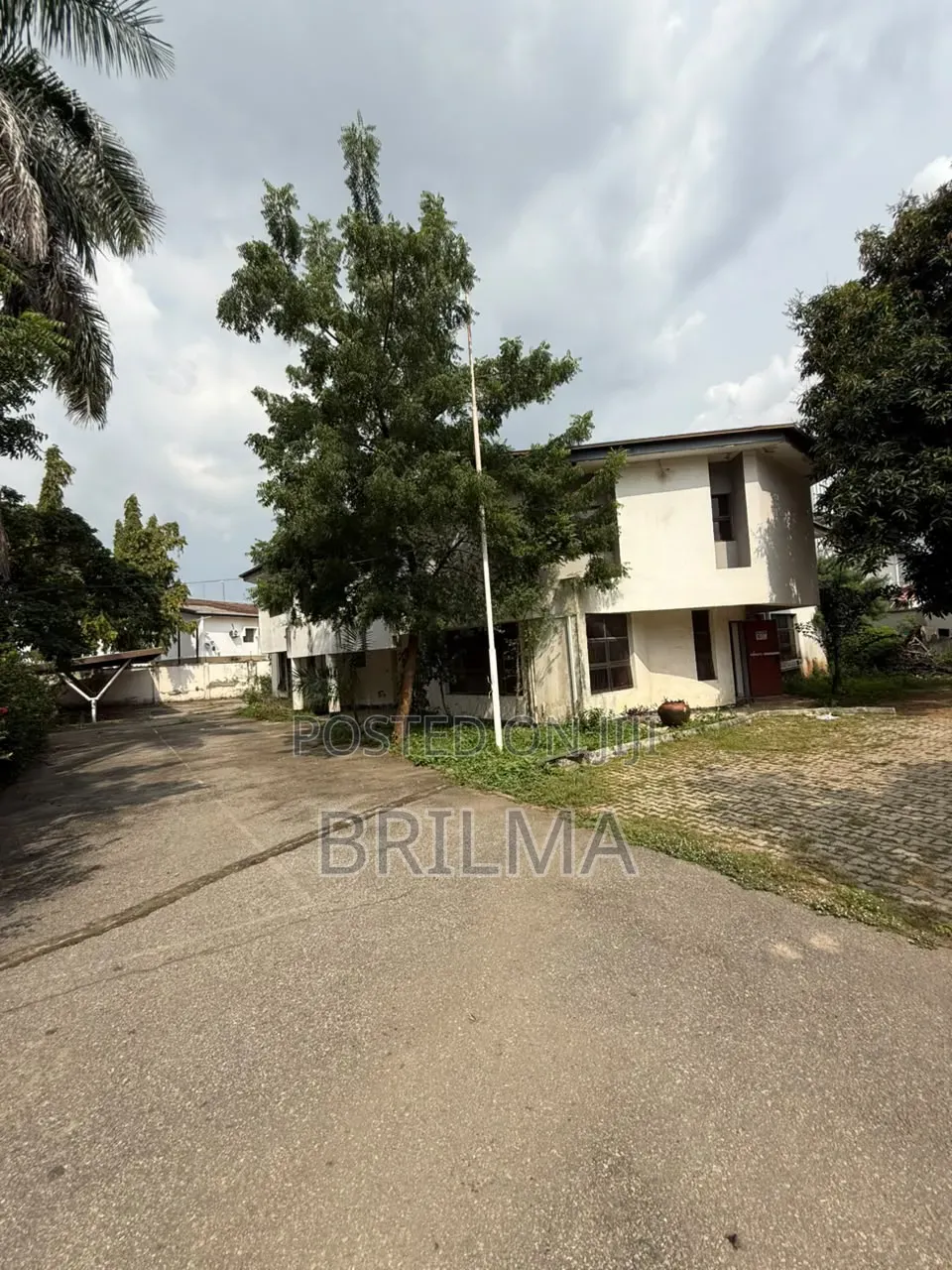 12bdrm Duplex in Maitama for rent in Maitama