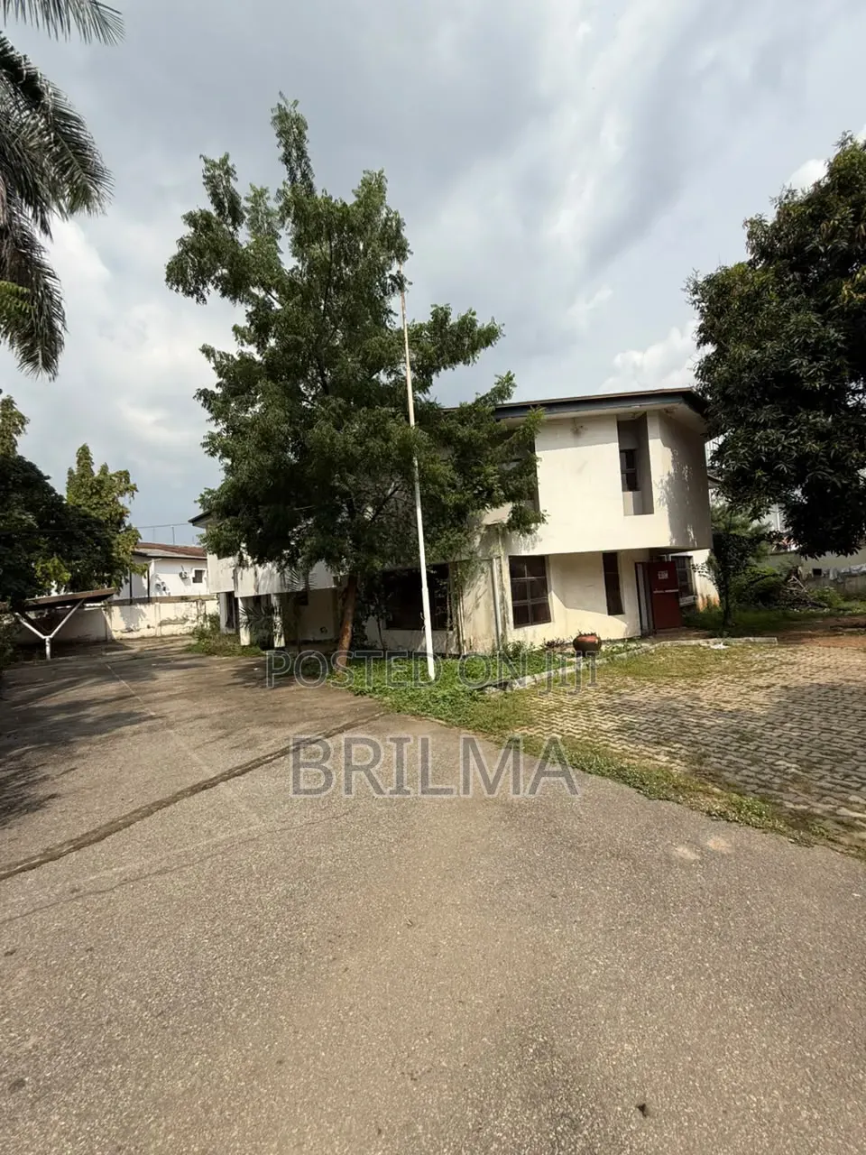 12bdrm Duplex in Maitama for rent in Maitama