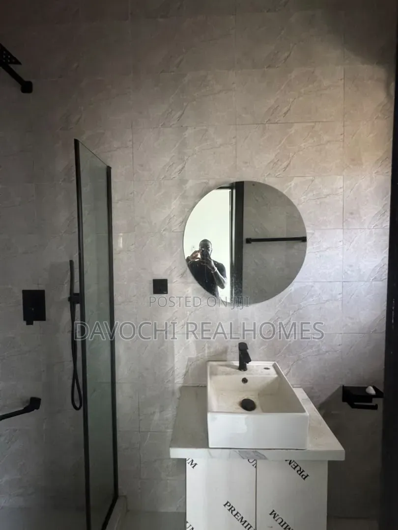 2bdrm Apartment in Lekki Phase 1 for rent in Lekki Phase 1