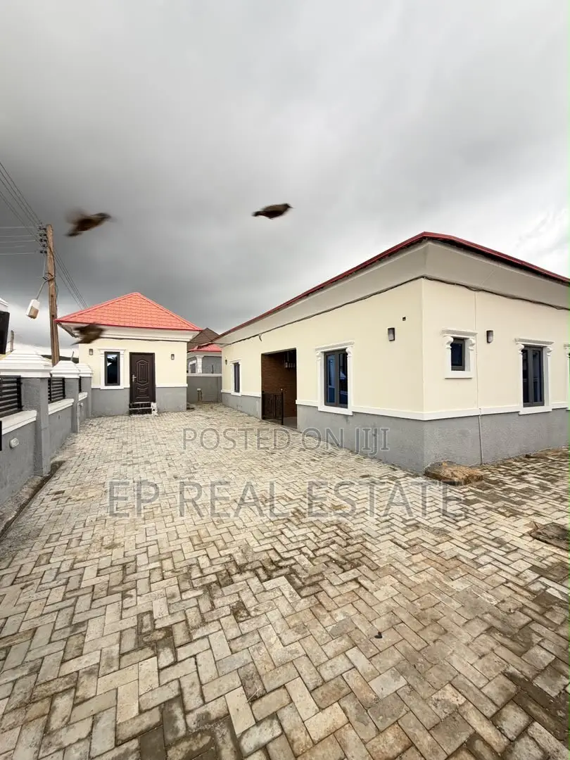 3bdrm Bungalow in Apo District for rent in Apo District