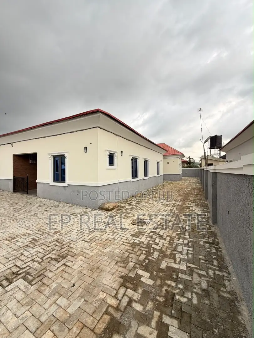 3bdrm Bungalow in Apo District for rent in Apo District