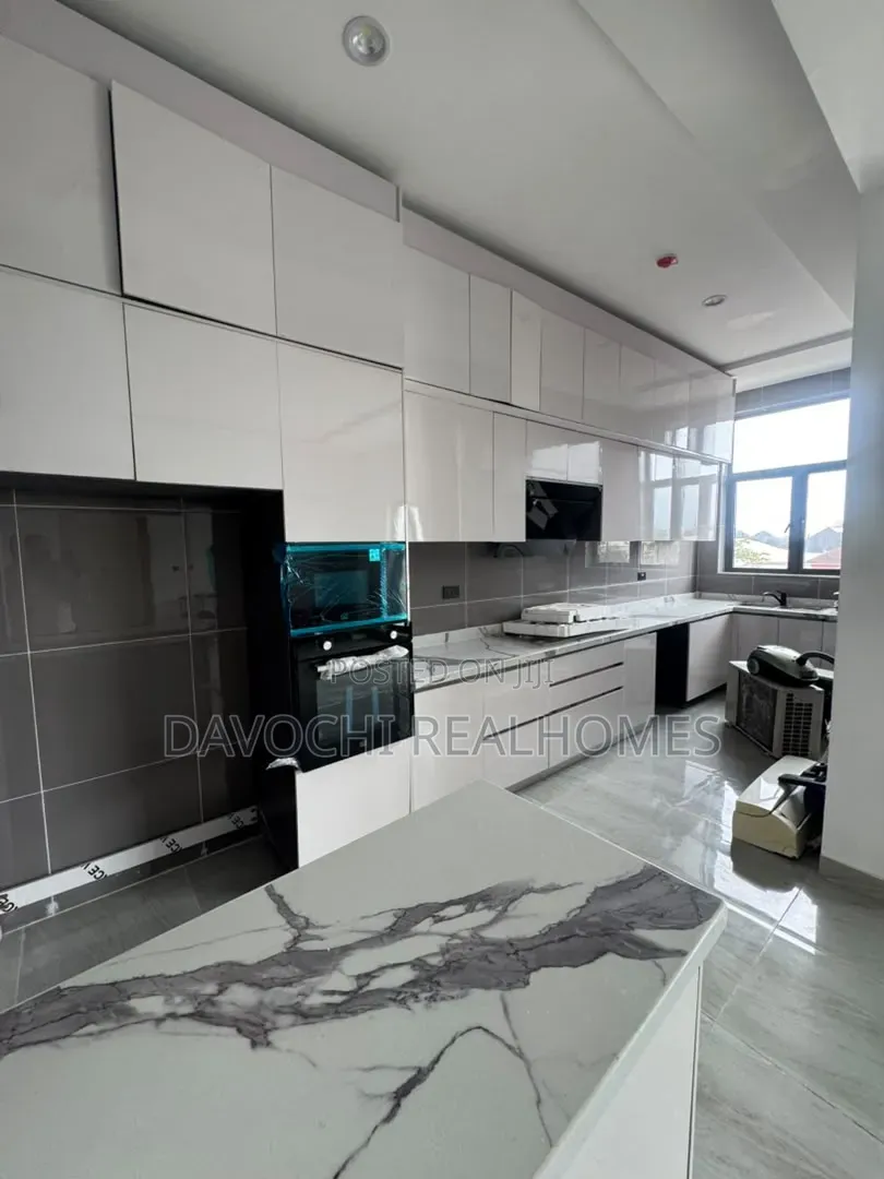 2bdrm Apartment in Lekki Phase 1 for rent in Lekki Phase 1