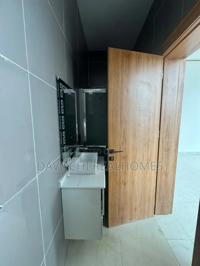 2bdrm Apartment in Lekki Phase 1 for rent in Lekki Phase 1