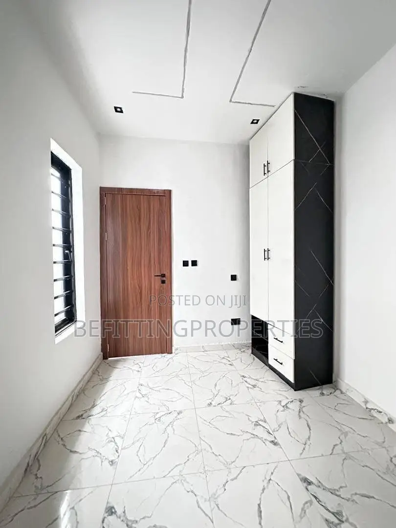 4bdrm Duplex in Ajah for sale in Ajah