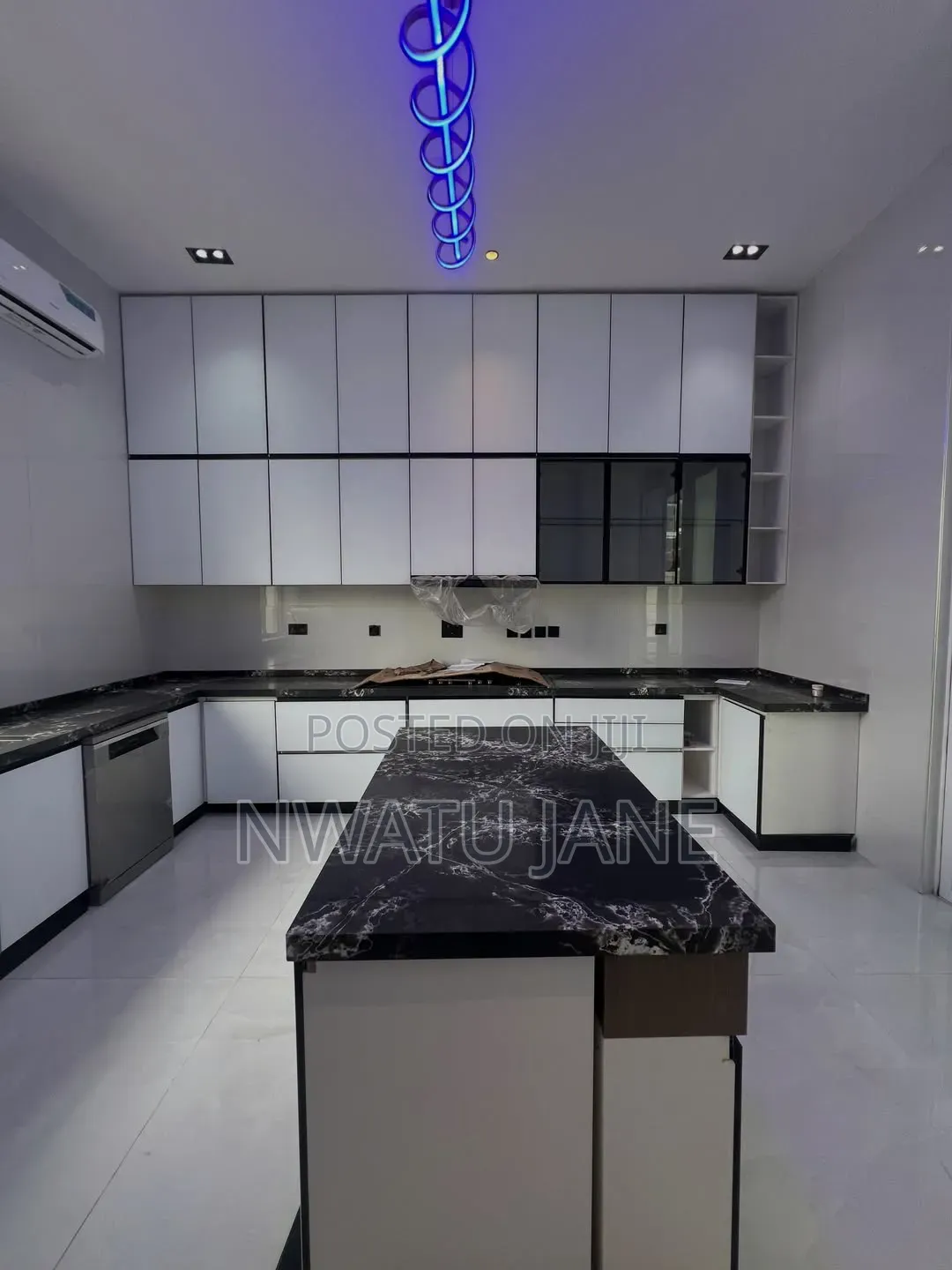 5bdrm Duplex in Banana Island Ikoyi for sale in Banana Island