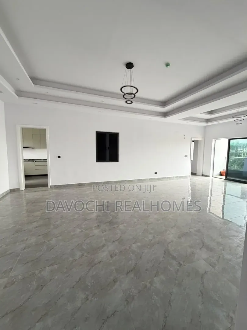 3bdrm Apartment in Adeola Odeku for rent in Adeola Odeku