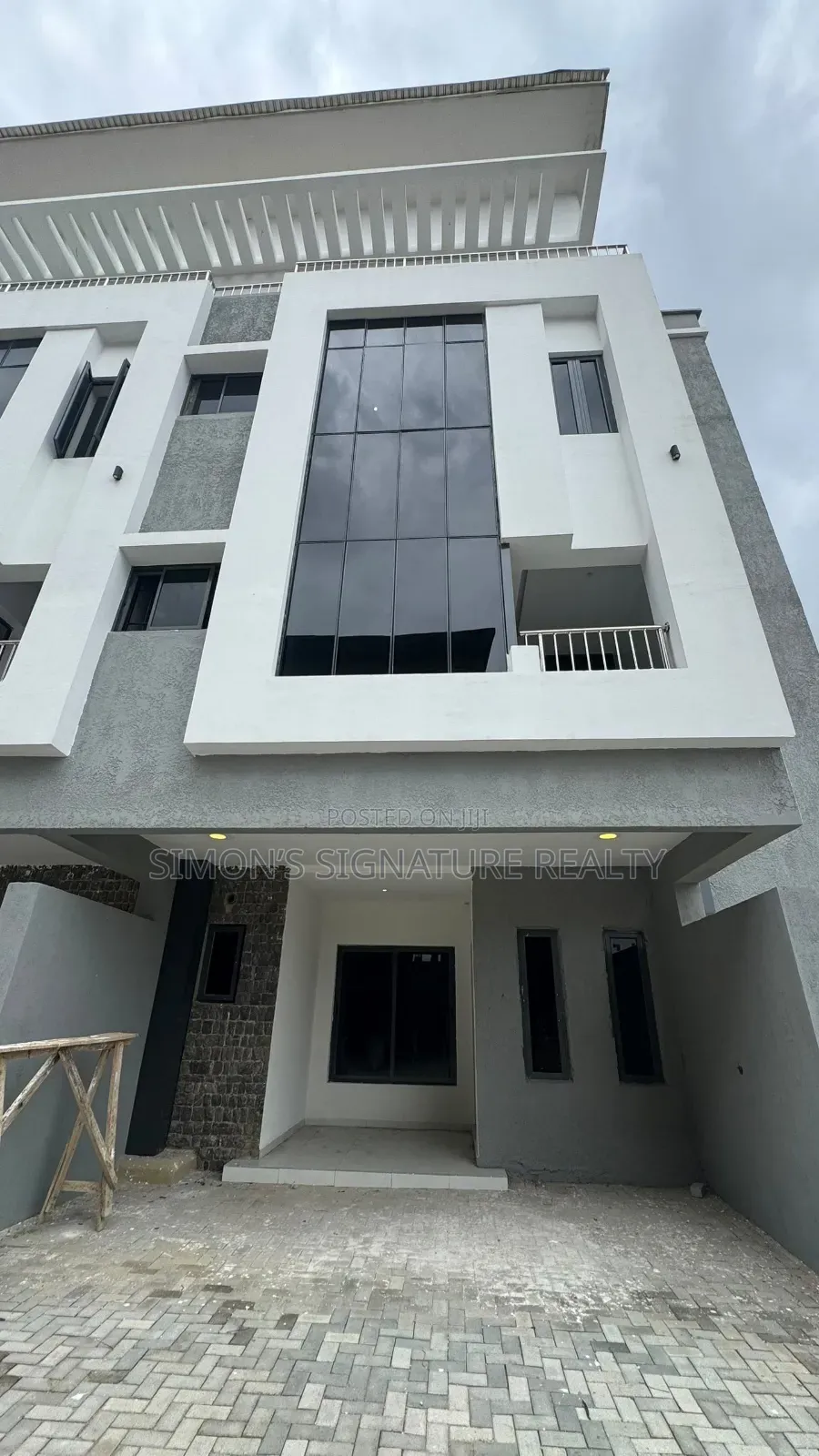 4bdrm Duplex in Lekki Phase 1 for rent in Lekki Phase 1