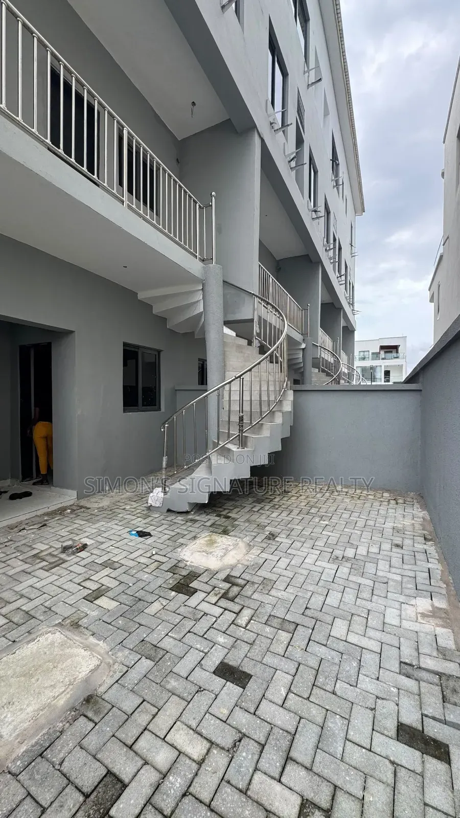4bdrm Duplex in Lekki Phase 1 for rent in Lekki Phase 1