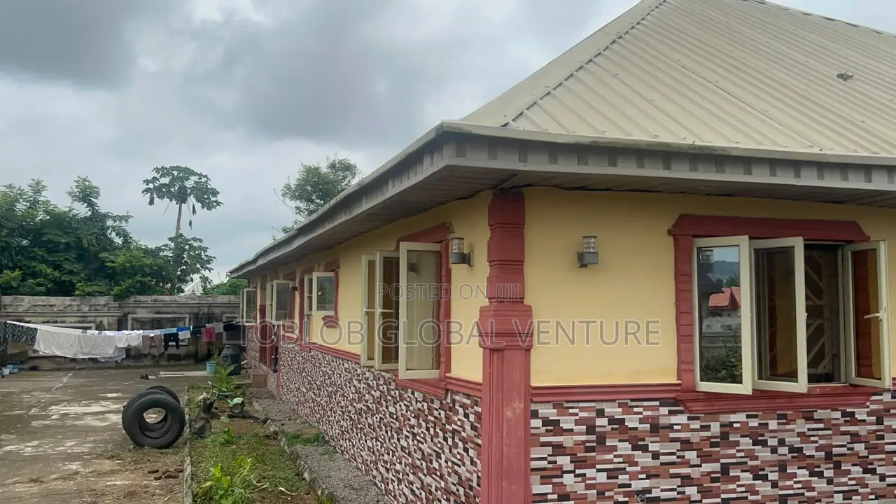 4bdrm Bungalow in Ire Akari Estate, Akala Express for sale in Akala Express