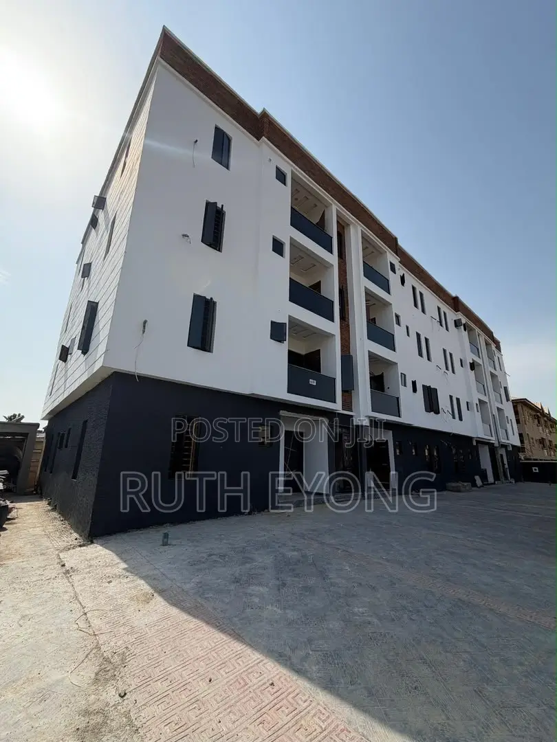 2bdrm Apartment in 𝗜𝗴𝗯𝗼 𝗘𝗳𝗼𝗻, 𝗟𝗲𝗸𝗸𝗶, Igbo-efon for rent in Igbo-efon