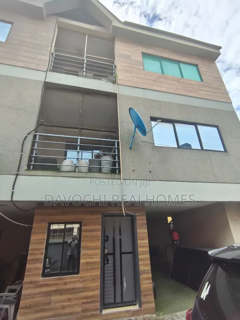 Furnished 4bdrm Duplex in Osapa london for rent in Osapa london