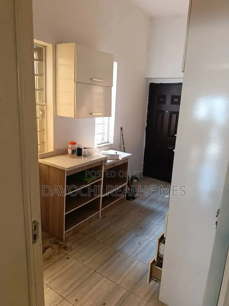 4bdrm Duplex in Ikota for rent in Ikota