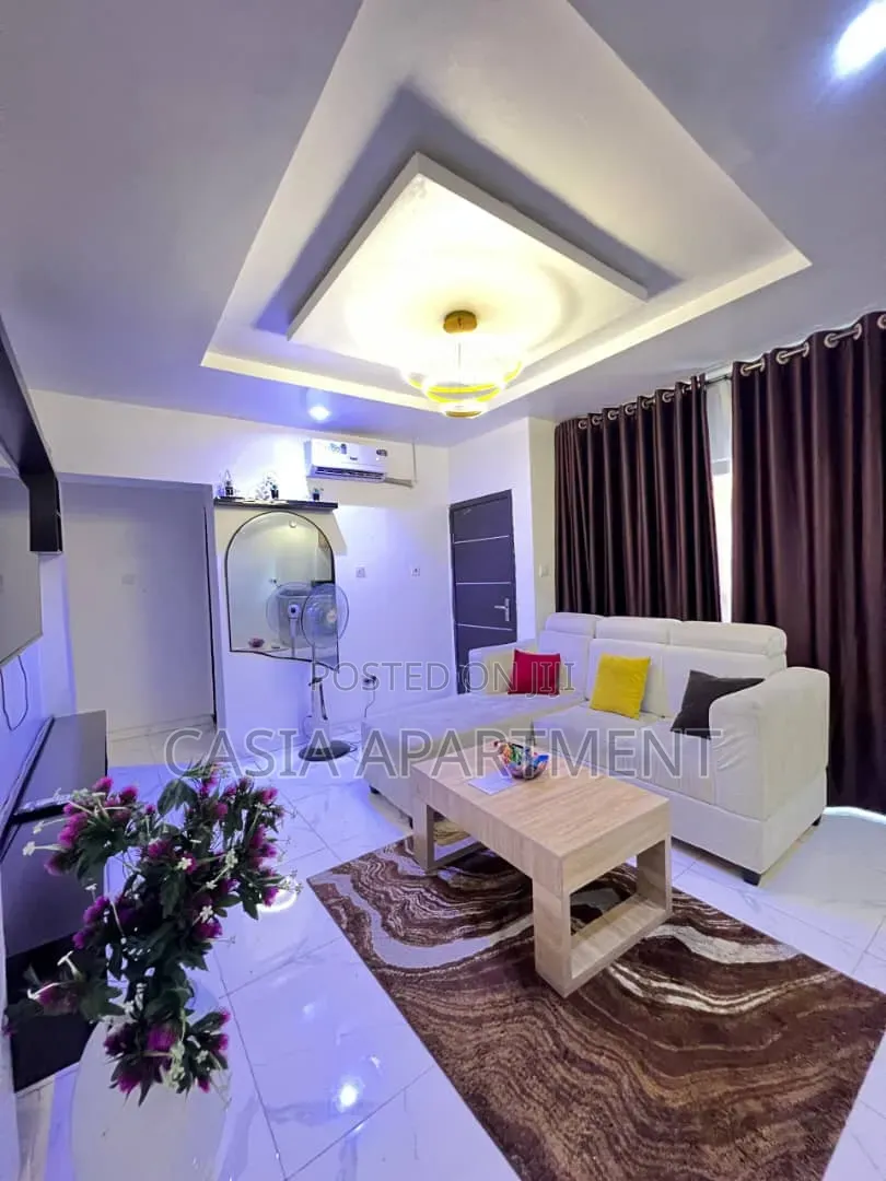 One Bedroom Apartment in Ogunlana