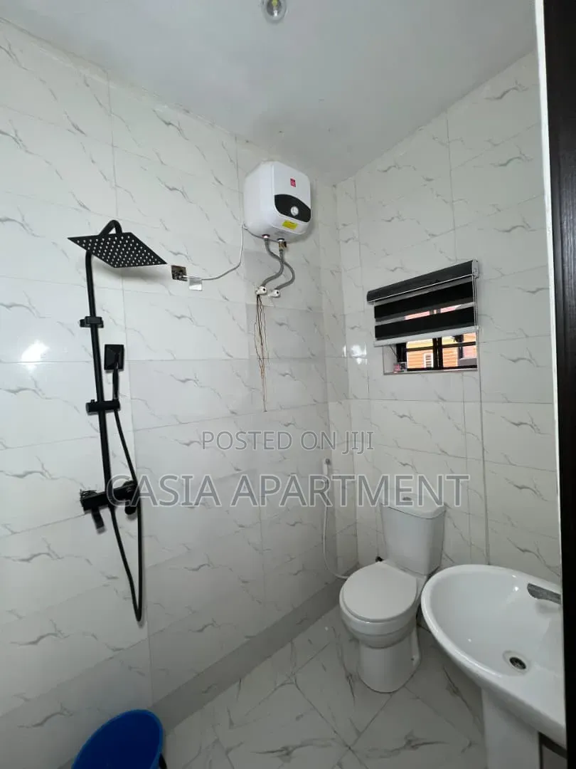 One Bedroom Apartment in Ogunlana
