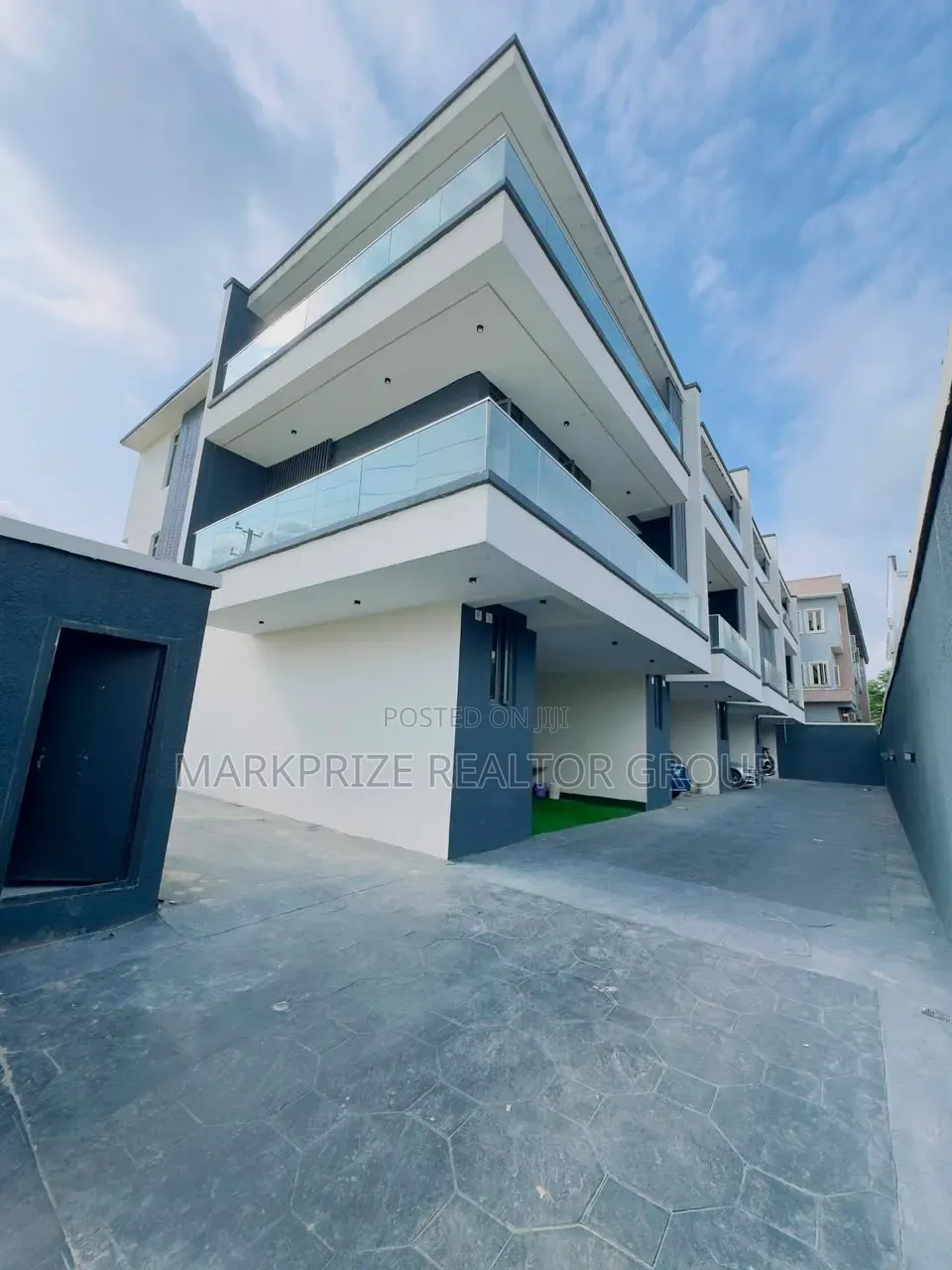 4bdrm Duplex in Ogudu Gra Phase 1 for sale in Ogudu GRA