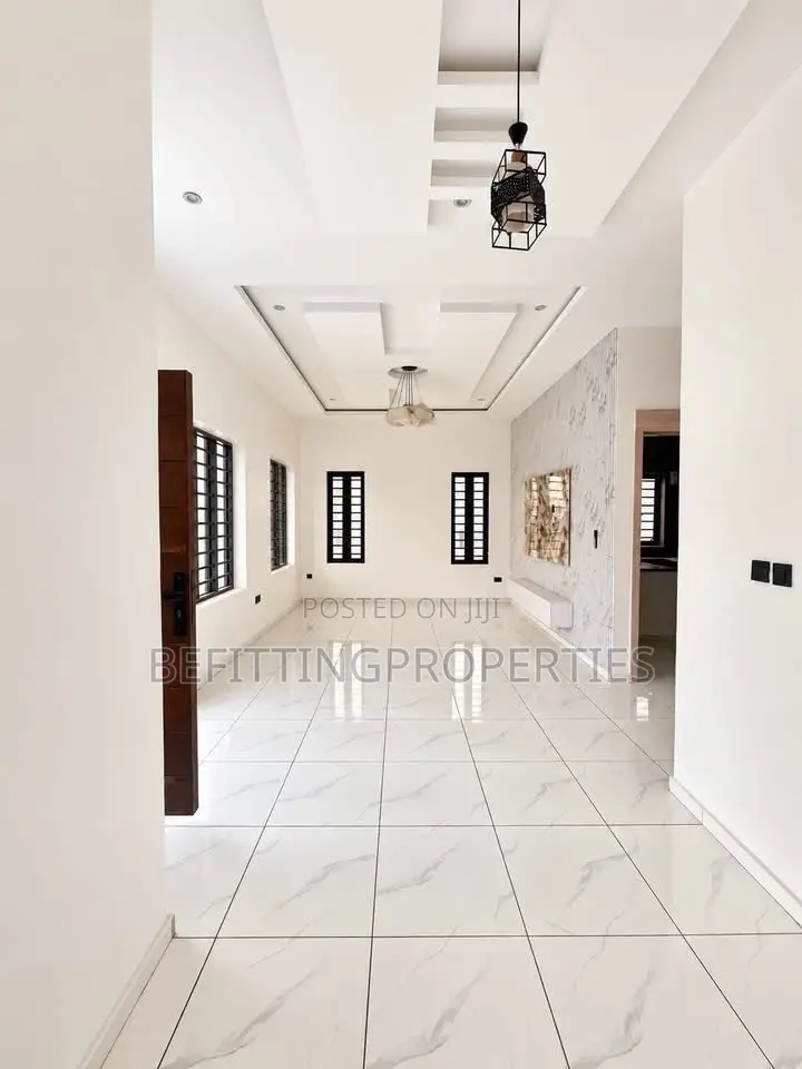 5bdrm Duplex in Ajah for sale in Ajah