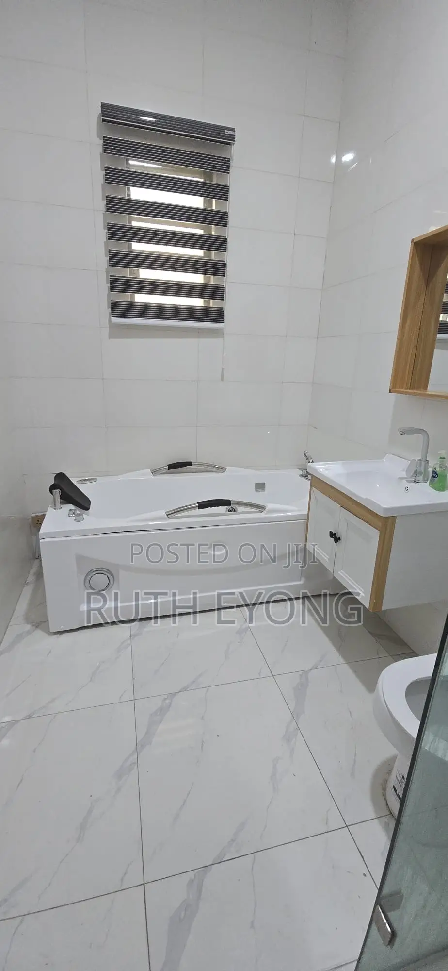 Furnished 3bdrm House in Ikota Gra, Lagos for rent in Ikota