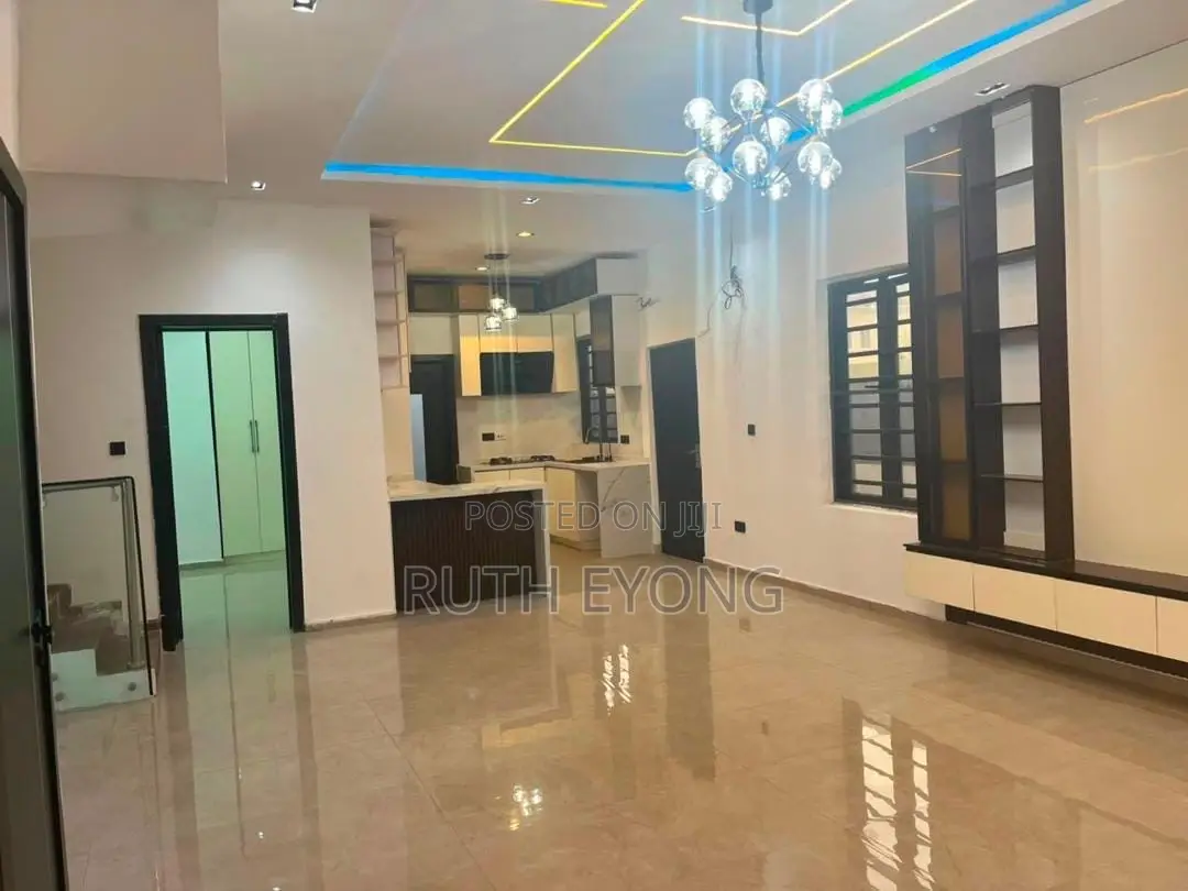 Furnished 3bdrm House in Ikota Gra, Lagos for rent in Ikota