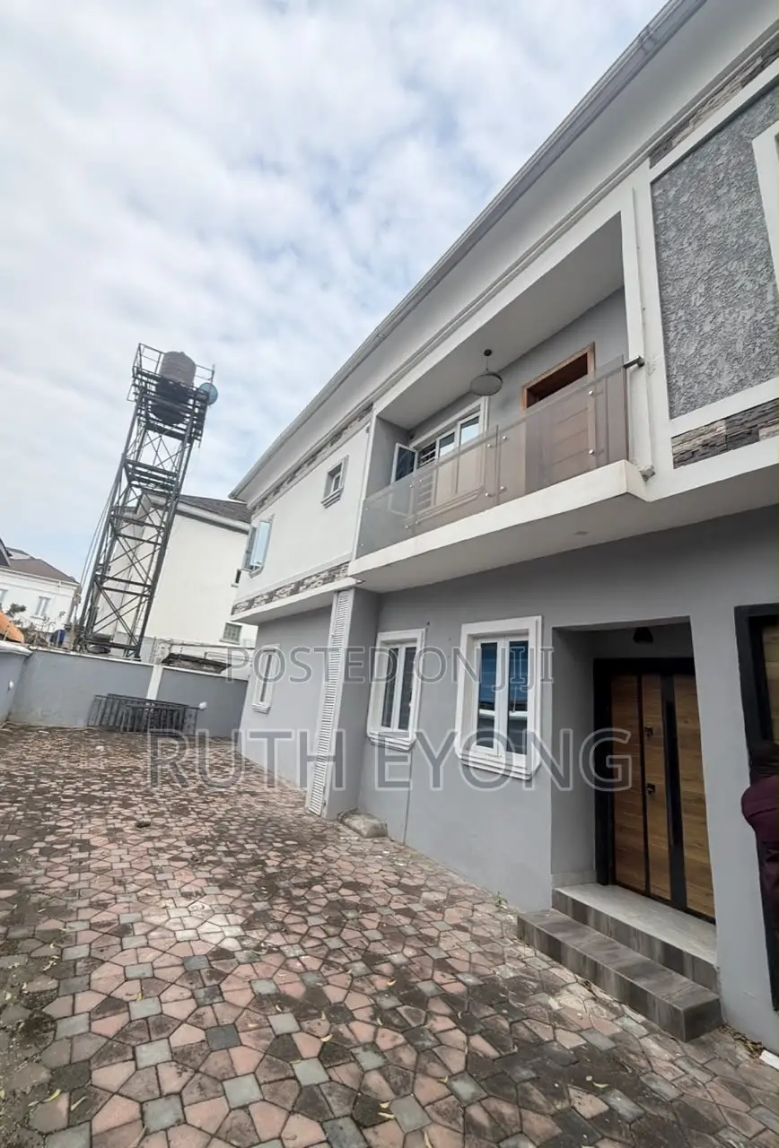 3bdrm Apartment in Lekki Right Lekk for rent in Lekki Phase 1