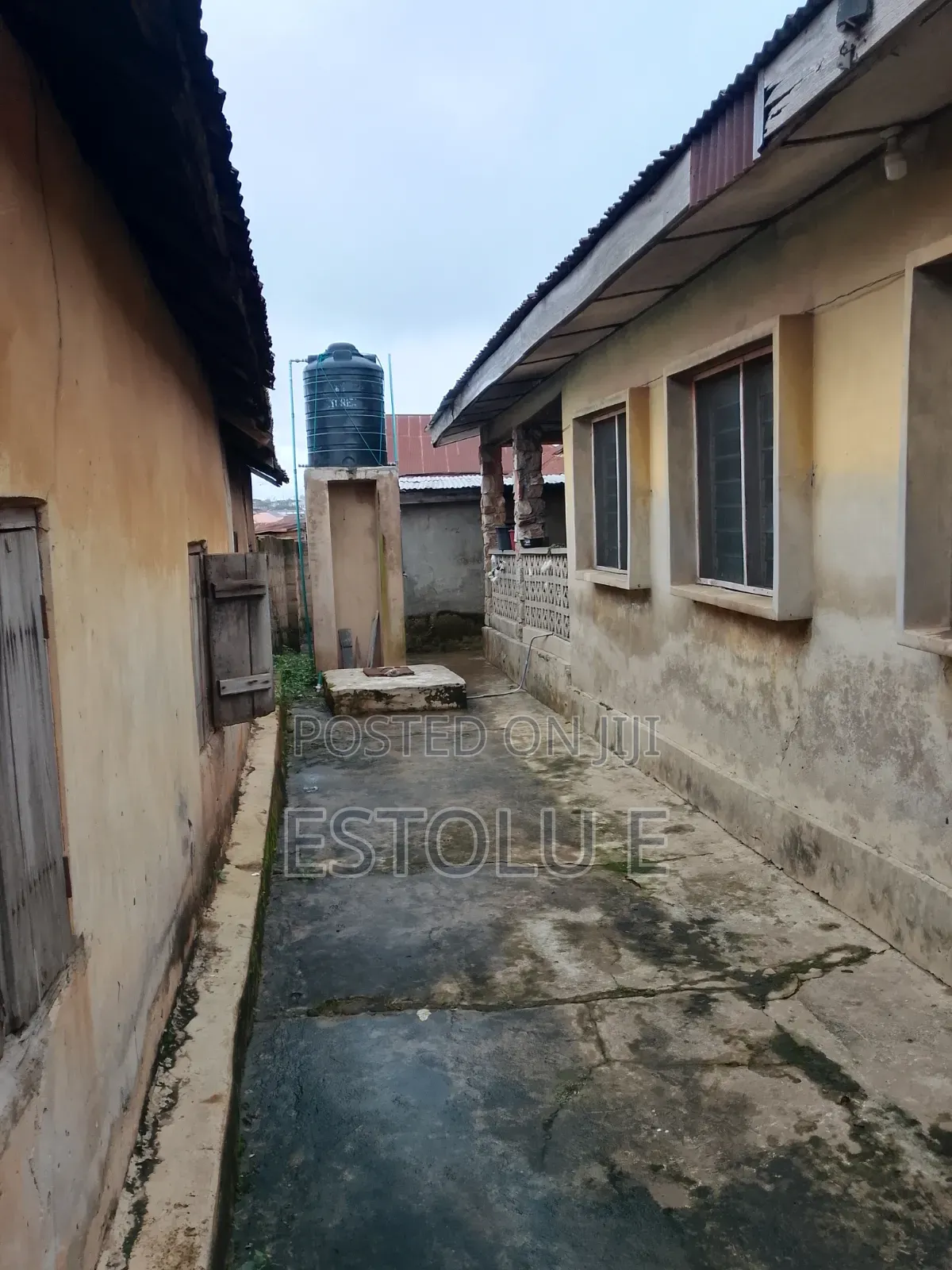 5bdrm Bungalow in Ilesa for sale in Ilesa