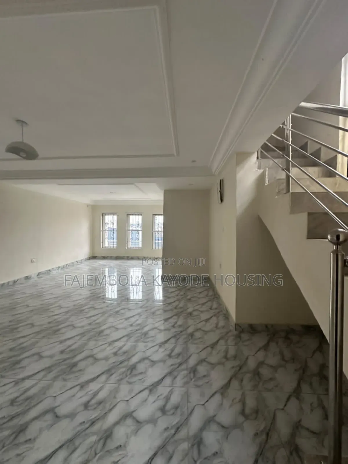 3bdrm Duplex in Oyewole Street, Akobo for rent in Akobo