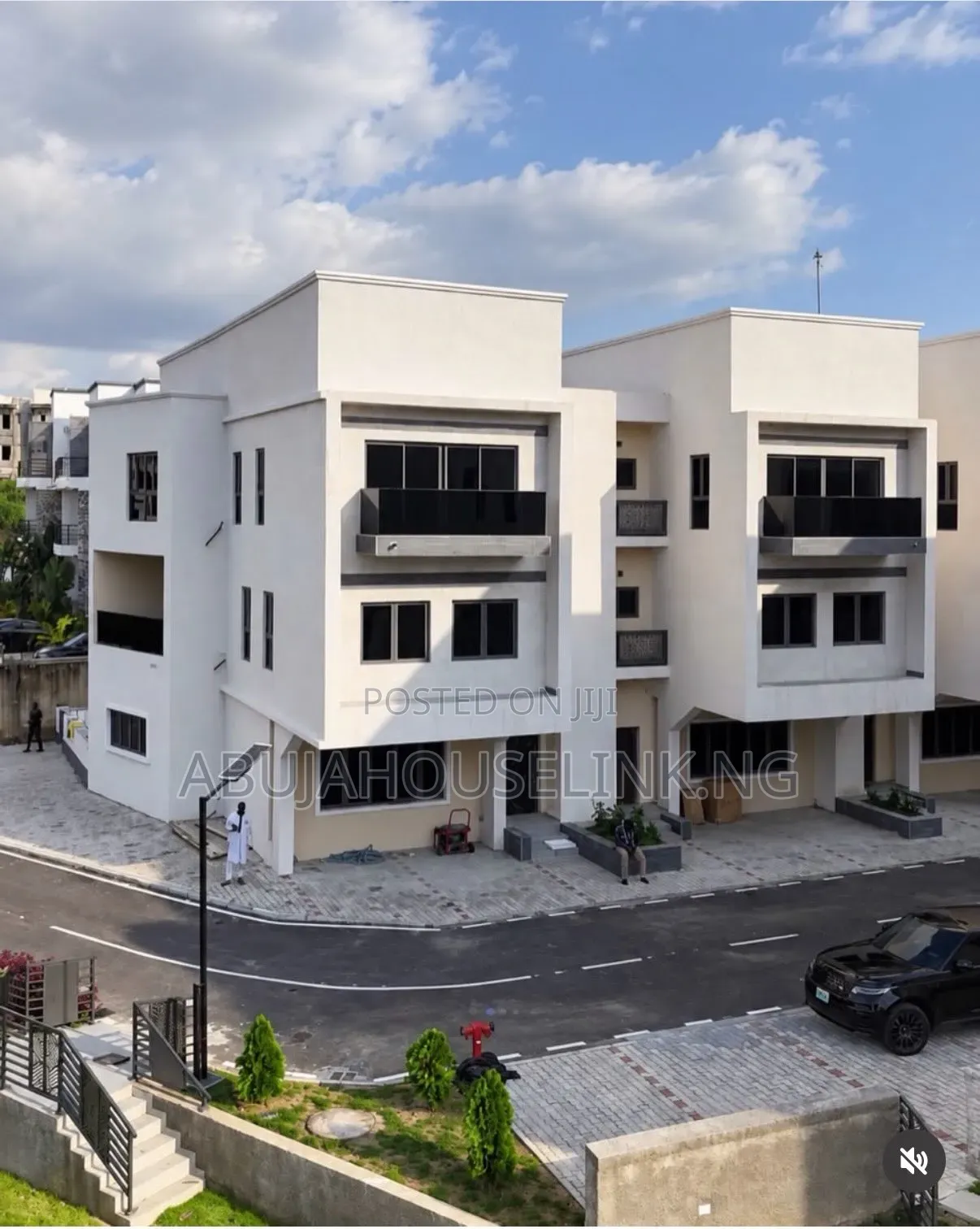4bdrm Duplex in Guzape Main Abuja for sale in Guzape District