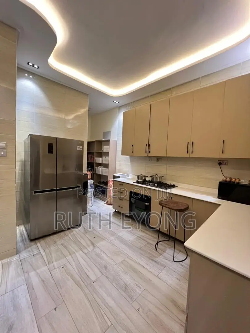 Furnished 3bdrm Apartment in Off Boudillon, Ikoyi, Bourdillon for sale in Bourdillon