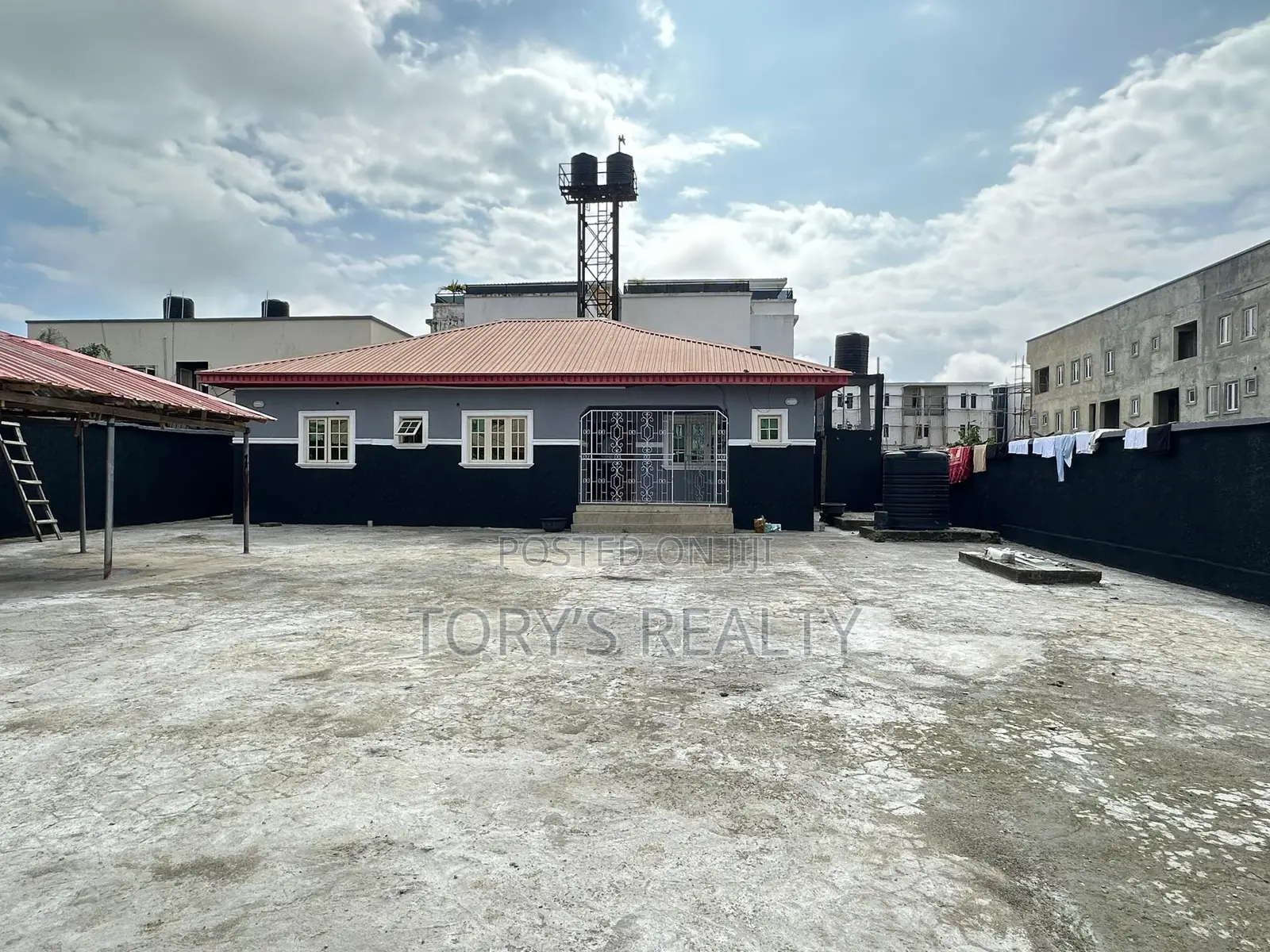 3bdrm Bungalow in Lekki Phase 2 for rent in Lekki Phase 2