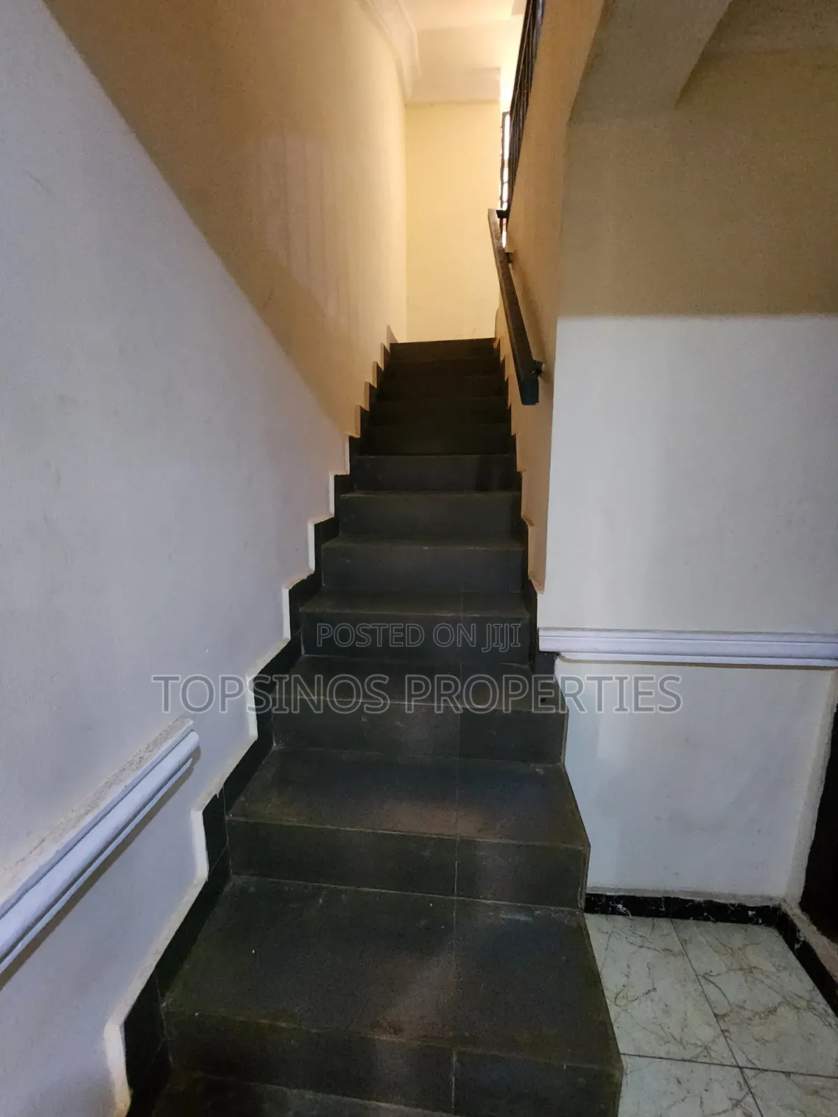 2bdrm Duplex in Dawaki for rent in Dawaki
