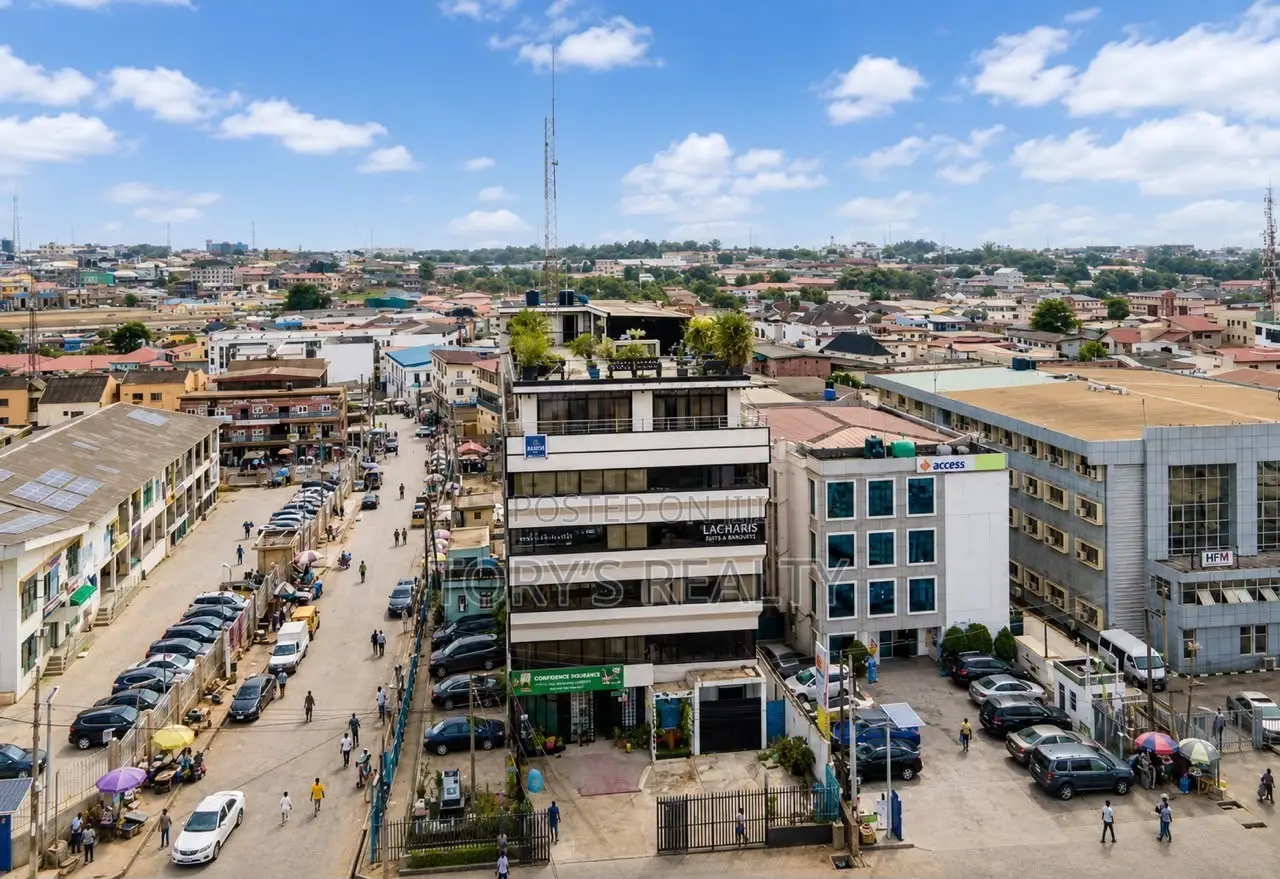 Exquisite Commercial Office Complex in Allen Avenue
