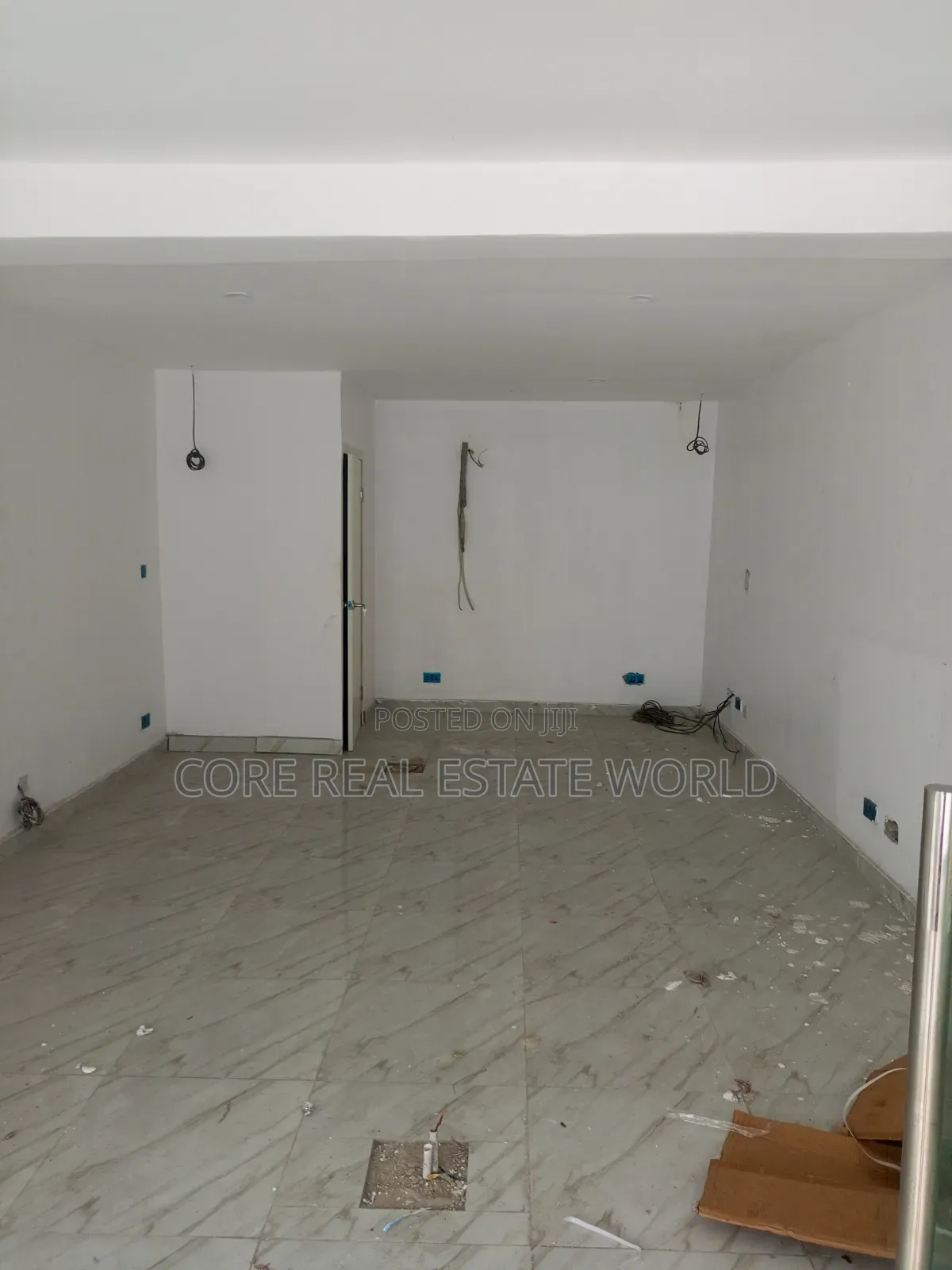 New Shop Facing Express Directly Sangotedo in Sangotedo