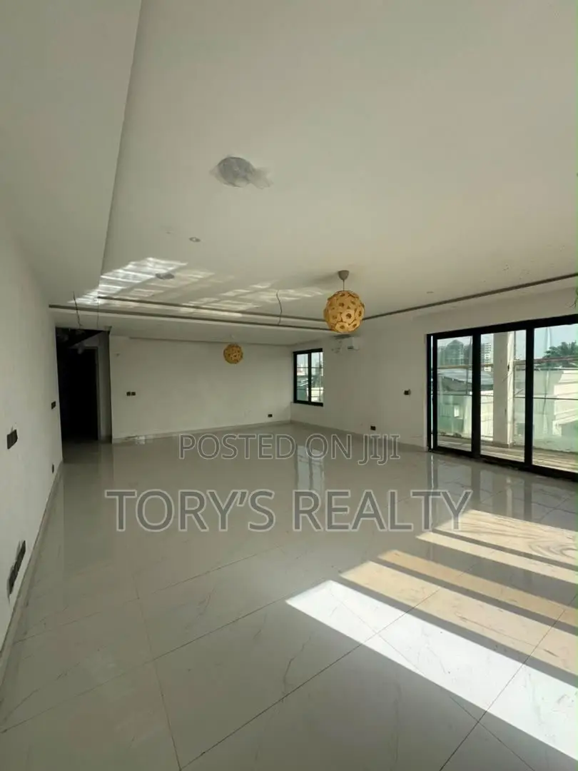 4bdrm Maisonette in Ikoyi S.W for sale in Ikoyi S.W