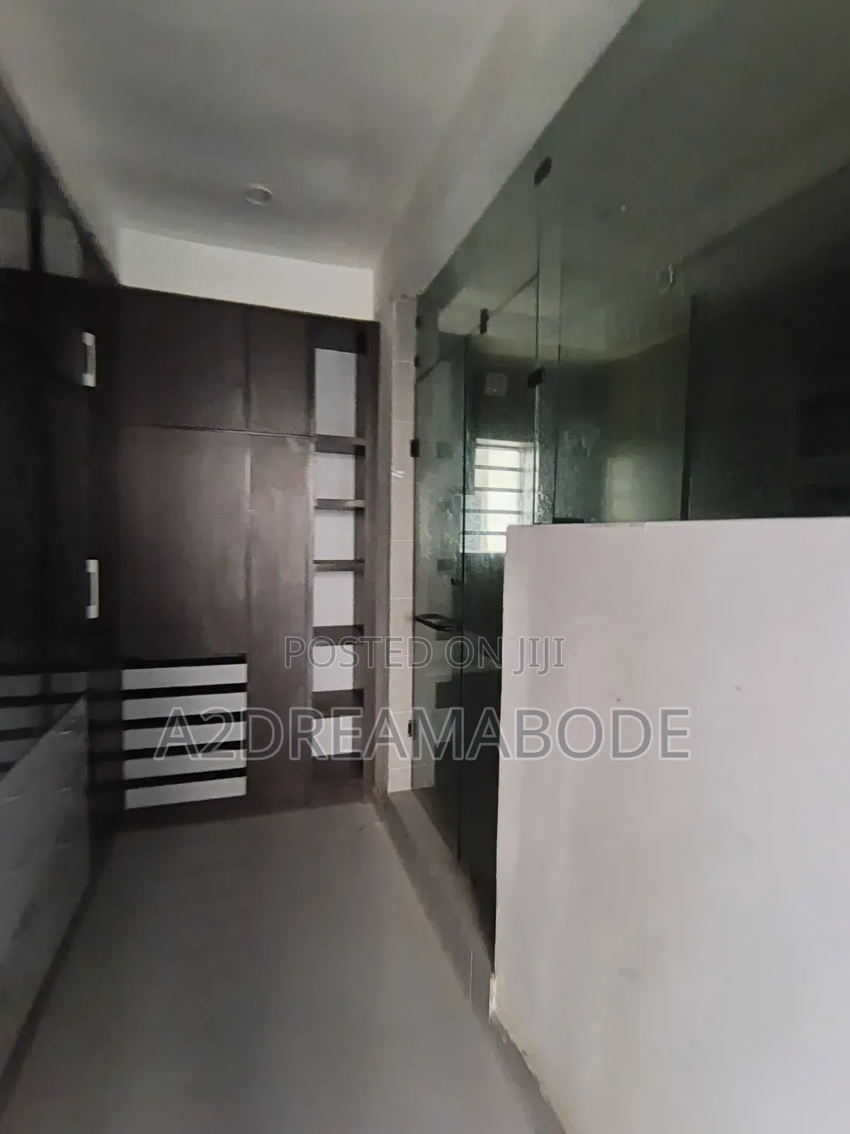 4bdrm Duplex in Surulere, Alaka Estate for sale in Alaka Estate