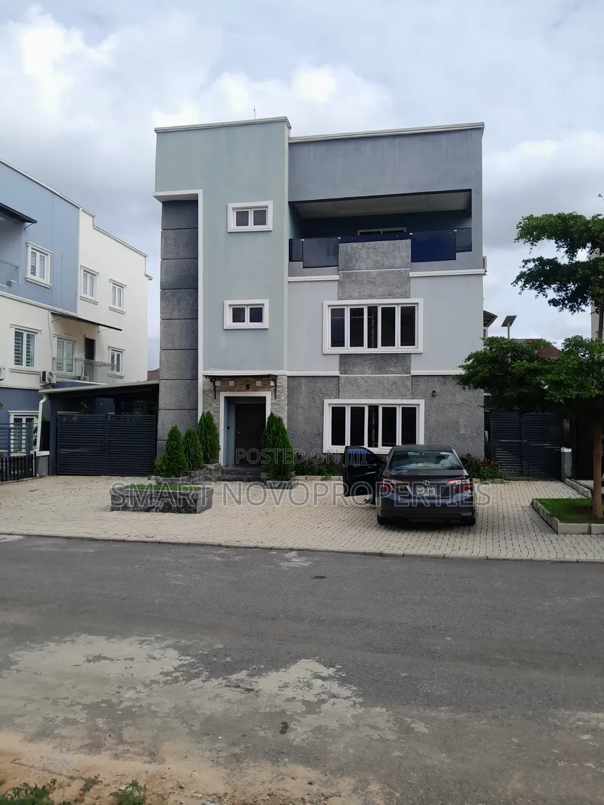 5bdrm Duplex in Brain'S And Hammer, Zone B for sale in Zone B