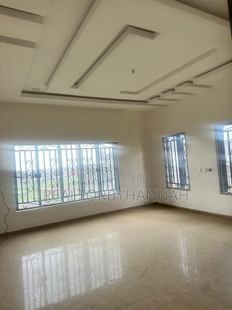 5bdrm Duplex in Niu Estate, Kubwa for sale in Kubwa