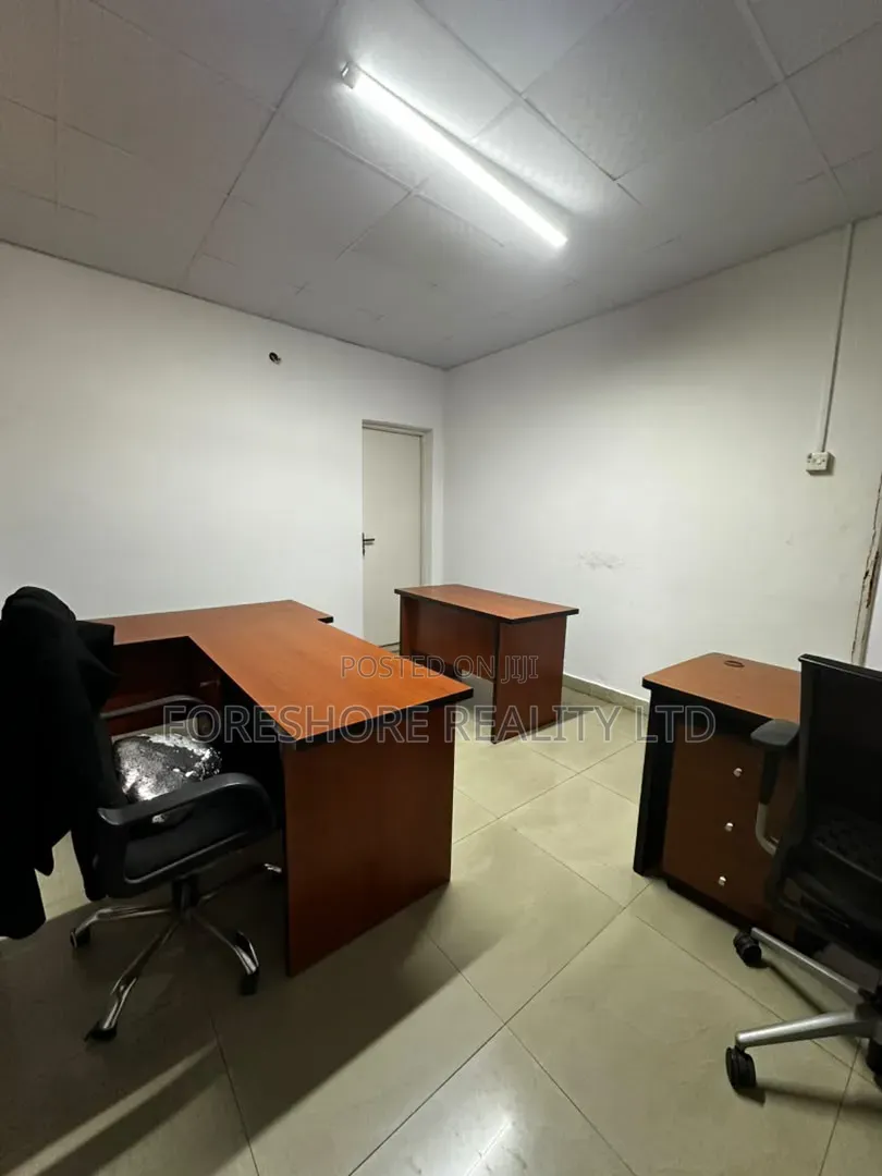 2 Rooms Office Space at Gra Ikeja Off Joel Ogunnaike Gra Ikeja 
N5m in Ikeja GRA