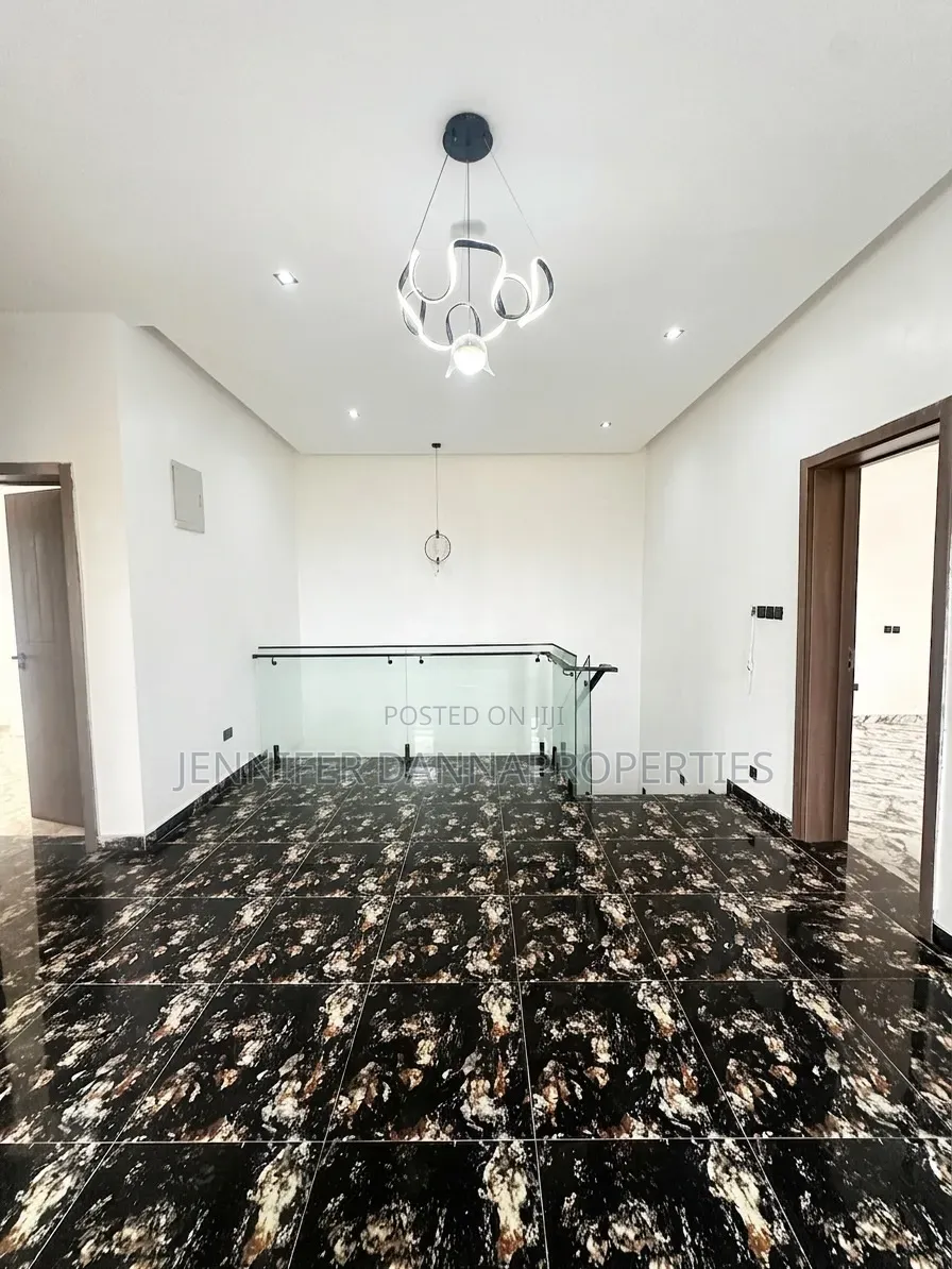 5bdrm Duplex in Abraham Adesanya Estate for sale in Abraham Adesanya Estate