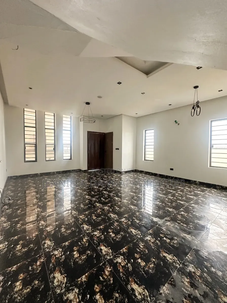 5bdrm Duplex in Abraham Adesanya Estate for sale in Abraham Adesanya Estate