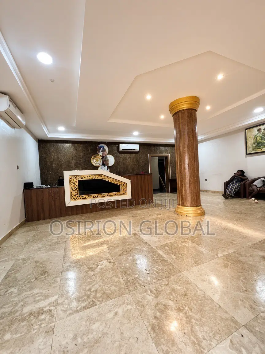 42-Suite Operational Hotel for Sale Durumi | Near AIS | C of O | in Durumi